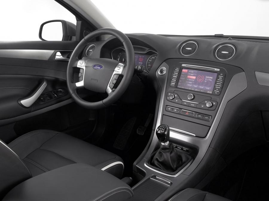  Ford Mondeo Hatchback 2010 года  (фото 9 из 9)